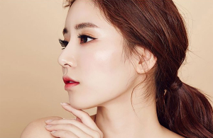 Độn cằm nội soi