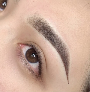 Phun mày hiệu ứng bút chì